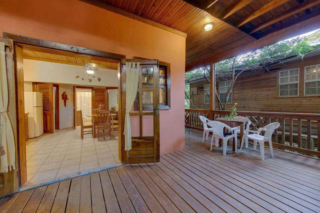2 Bedrooms Apartment  Garden View