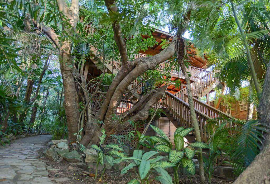 2 Bedrooms Apartment  Garden View